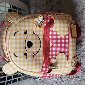 Winnie the pooh loungefly backpack